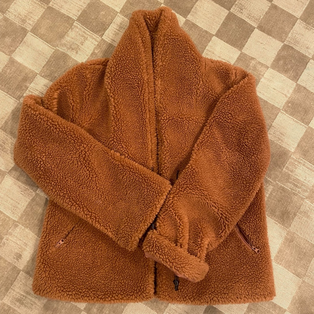 Alo fleece teddy jacket
